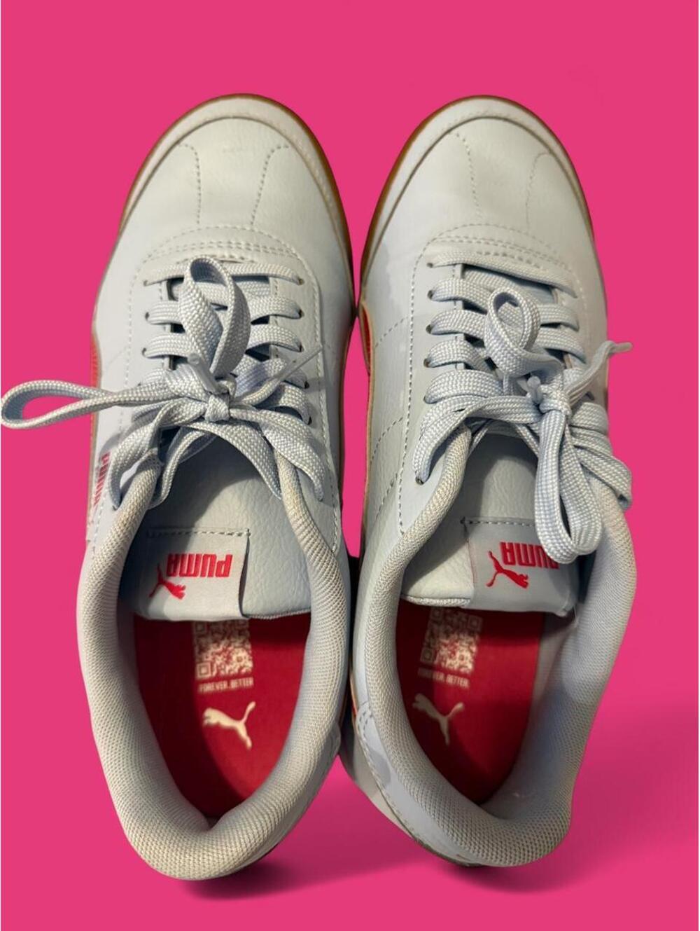 PUMA Women's Light Blue and Hot Pink Sneakers Size 8